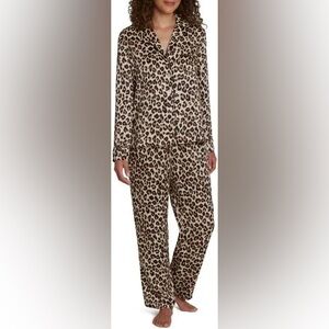 Loft Sleep women’s leopard cheetah pajamas set, size medium, NWOT